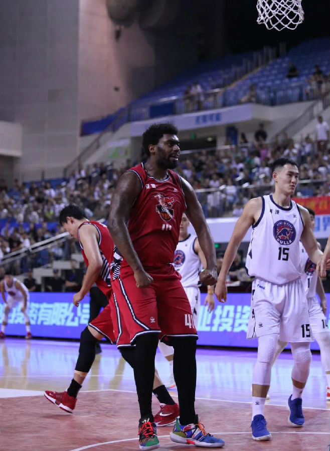 爱游戏在线-首发五虎单场得分破百，创下历史新高的简单介绍