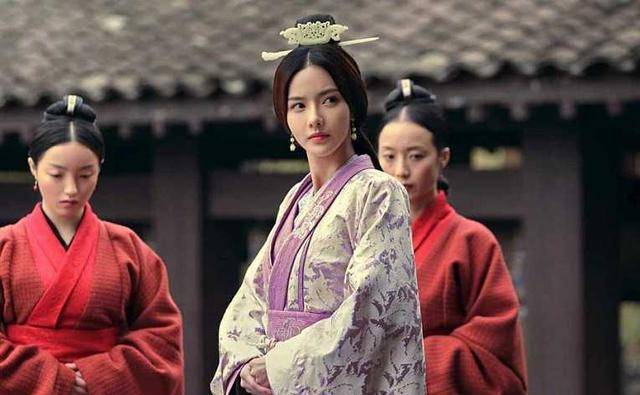 爱游戏APP-关于实力对比，胜负之间谁能抢先一步的信息