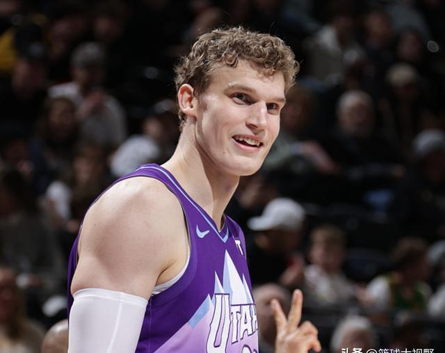 爱游戏入口-爵士队内部情绪高涨，或将创造新纪录的简单介绍