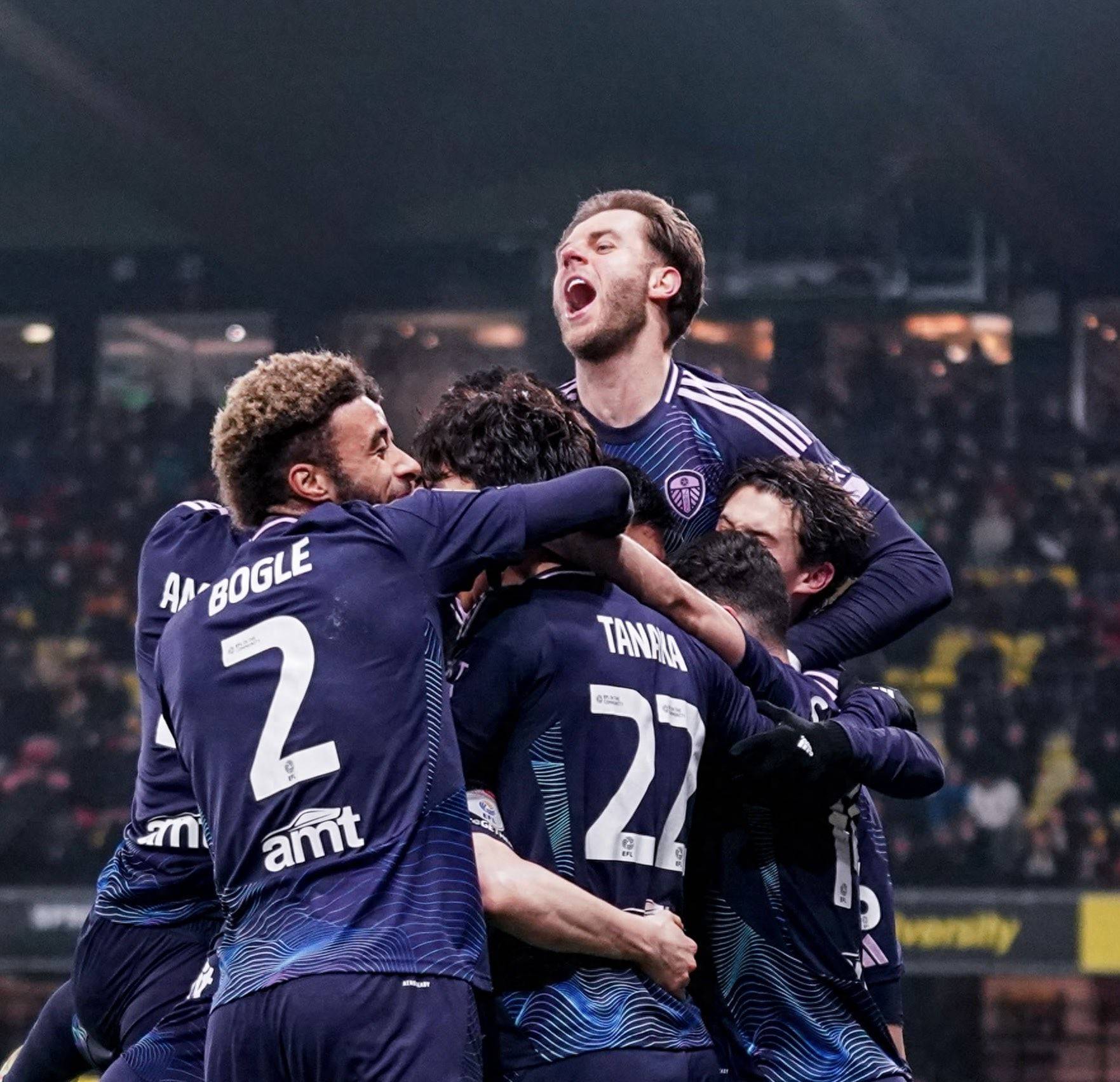 包含利兹联客场大胜，升级赛冲冠形势大好的词条