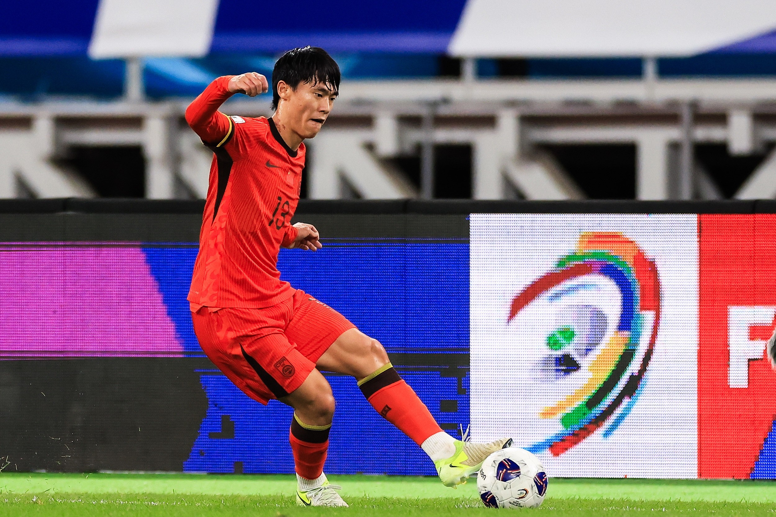 包含中超球队战术调整迫在眉睫，连败走势难改的词条