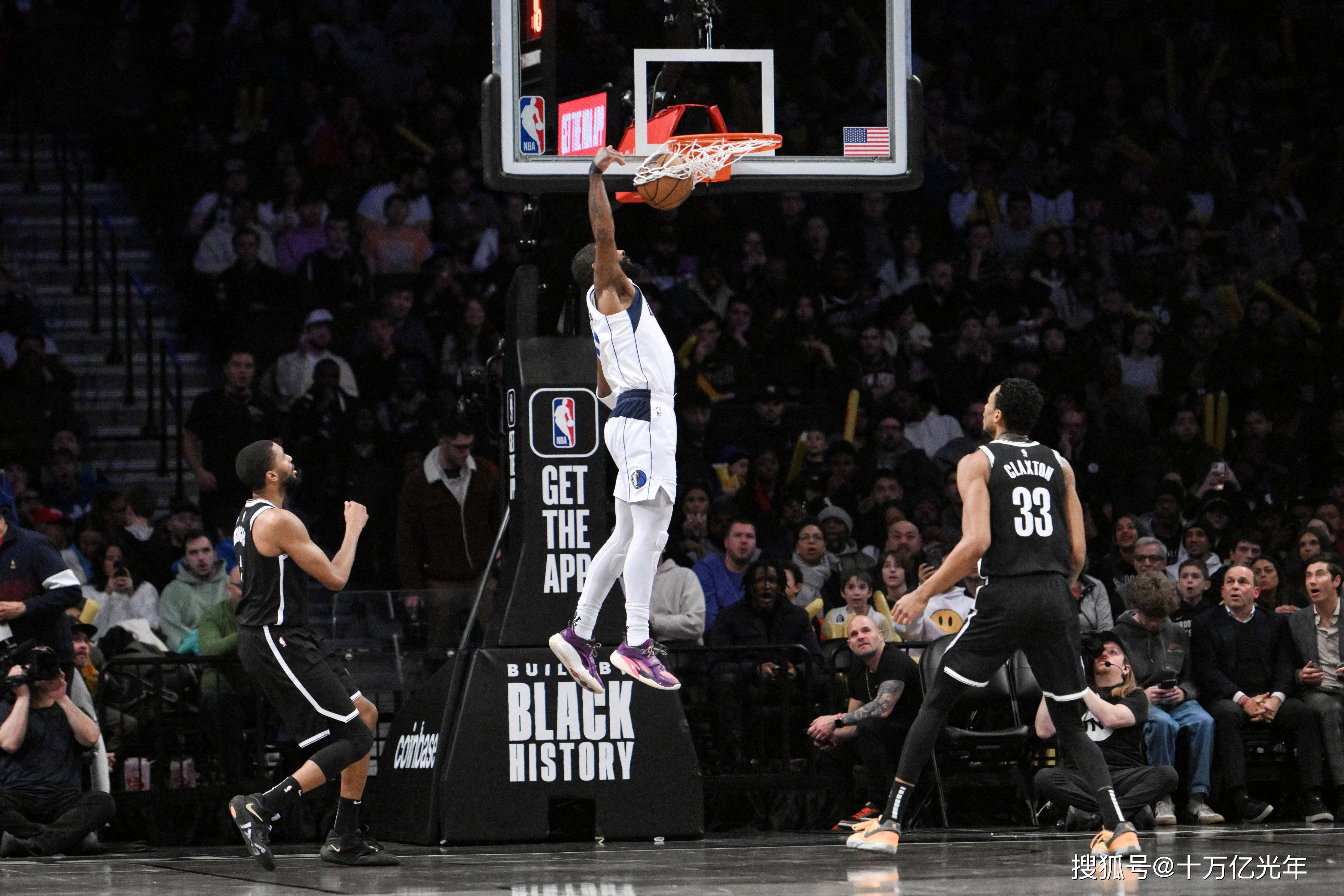 爱游戏下载-关于篮网战胜人，欧文关键时刻挺身而出的信息