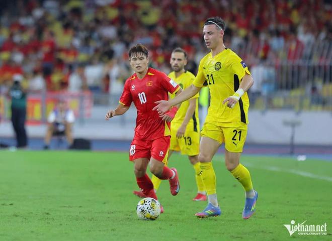 爱游戏在线-越南球队爆冷取胜，晋级下一轮