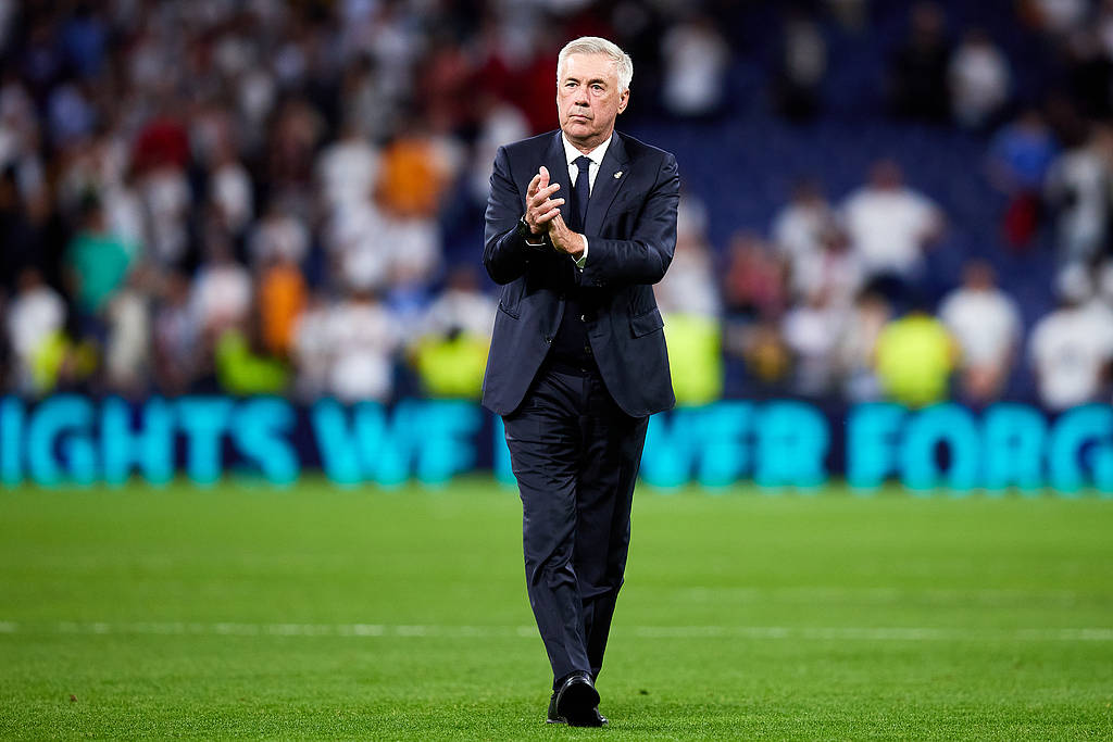 爱游戏在线-斯图加特后防线遇挑战布阵调整