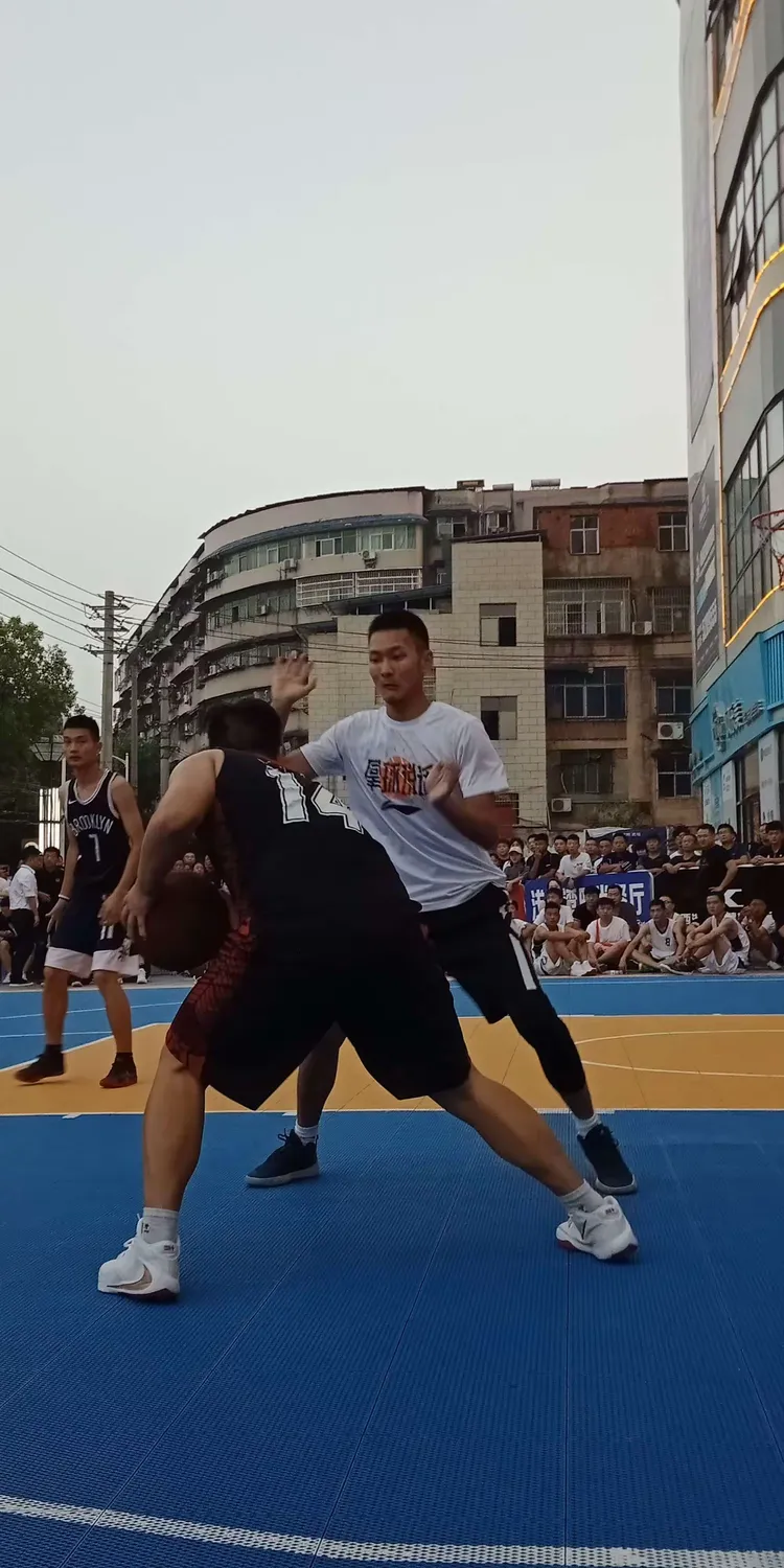 加拿大篮球巅峰赛事圆满结束，冠军获得者揭晓