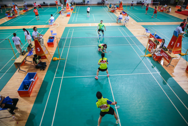 爱游戏tv-关于惊险一幕频现，球赛场上风起云涌的信息