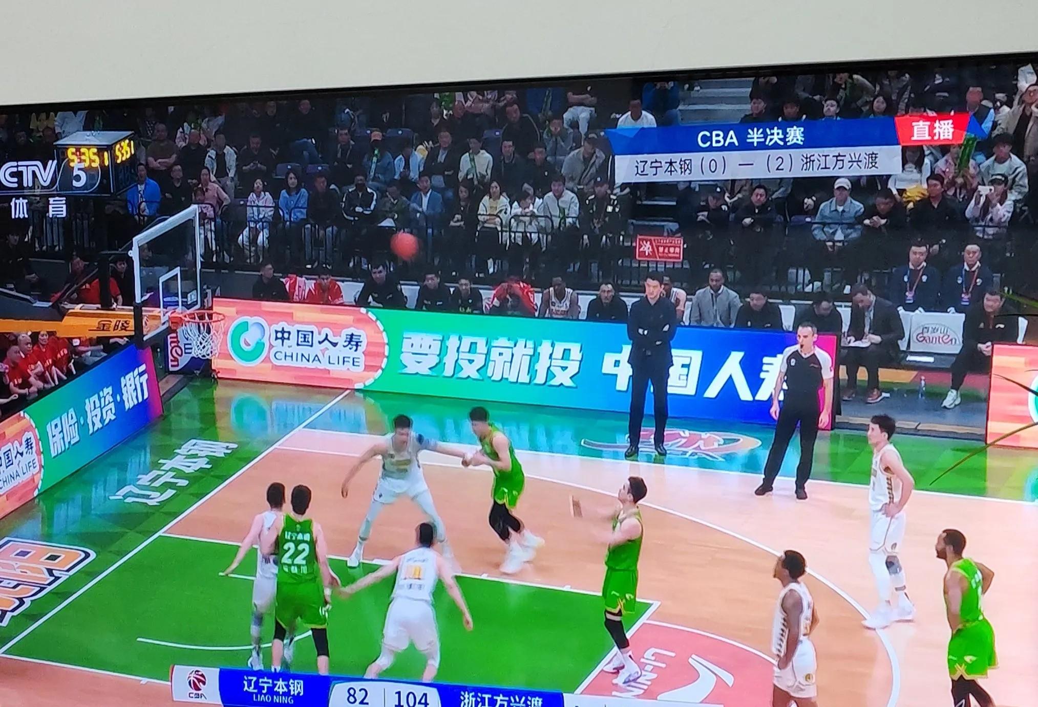 浙江男篮客场不敌对手，遭遇两连败