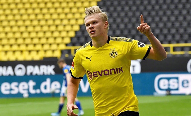 关于多特蒙德客场大杀四方，雄心壮志再起的信息