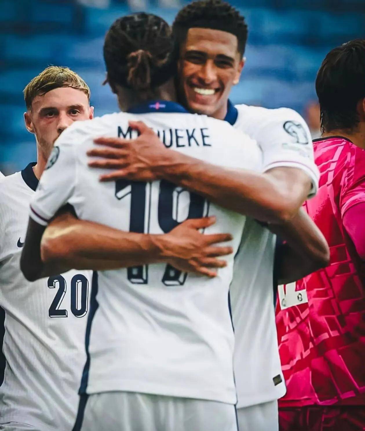 英格兰苦战一刻半终于淘汰丹麦