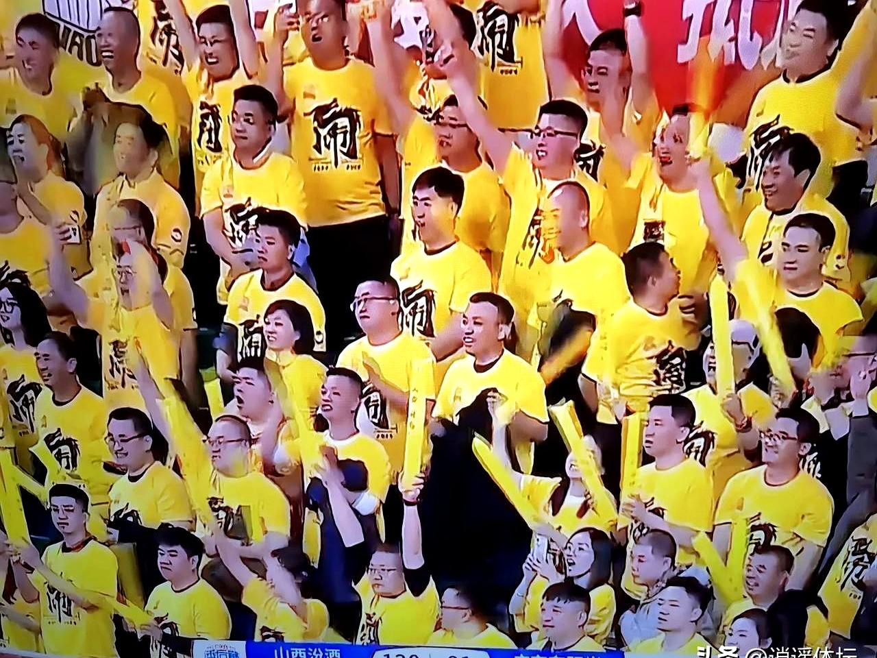 爱游戏APP-福建队客场逆转战胜山西队，士气高涨