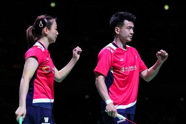 丹麦队碾压印尼队，黄鸭组合带队取胜