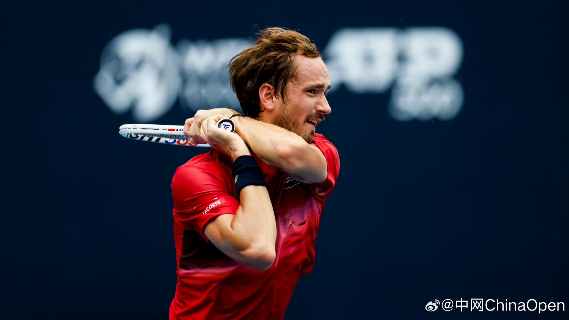 包含戴维斯杯横扫拉沃尔杯，梅德韦杰夫状态火热的词条